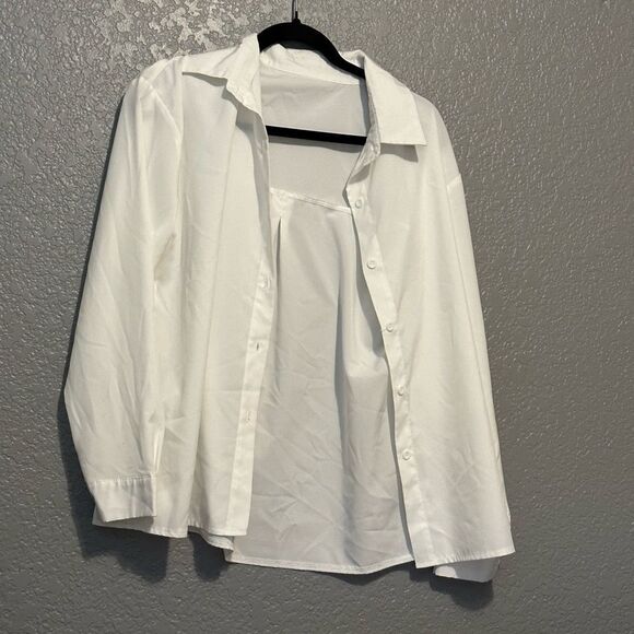 White button down career wear top - Picture 4 of 9